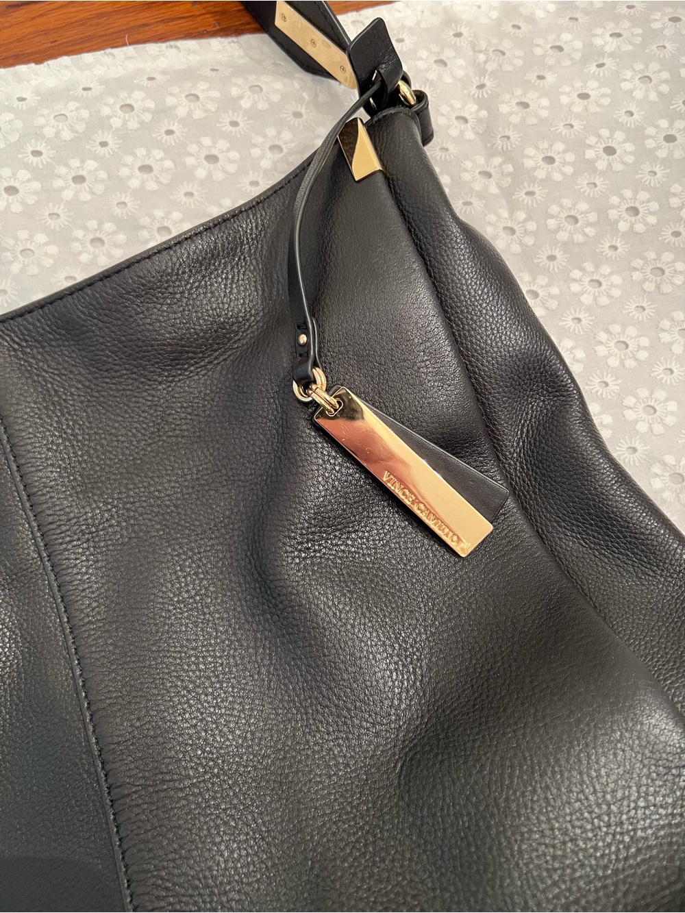 Vince Camuto Black Pebbled Leather Shoulder Bag with Gold-Tone Tag - Picture 2 of 11